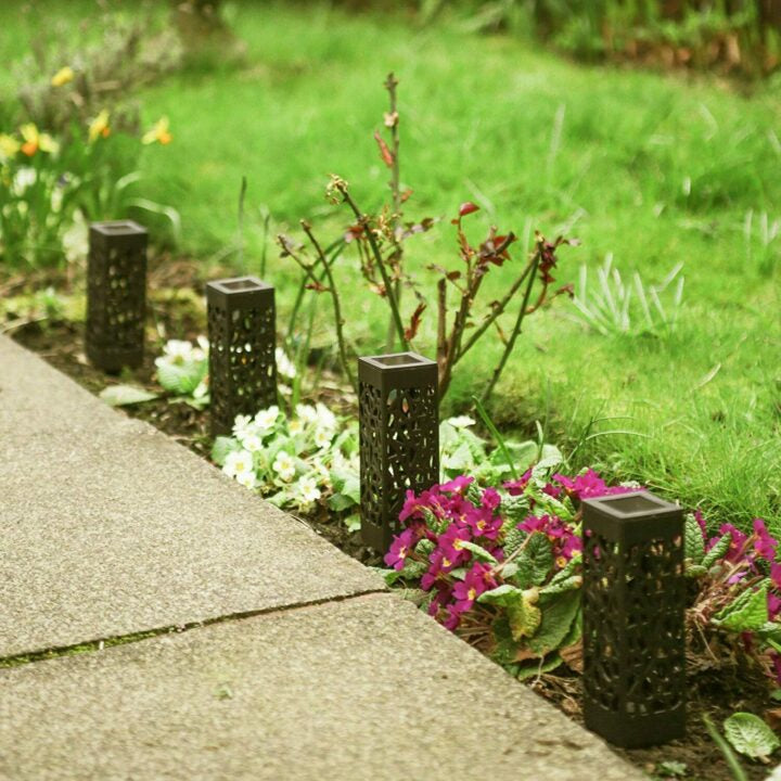 4x Silhouette Garden Solar Stake Lights